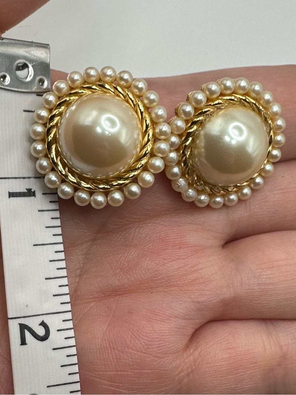 Vintage Richelieu Pearl Cluster Gold‑Tone Clip‑On Earrings 1980s Classic